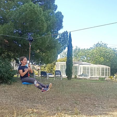 Mas Des 2 Paons Bed & Breakfast Villedaigne Bagian luar foto